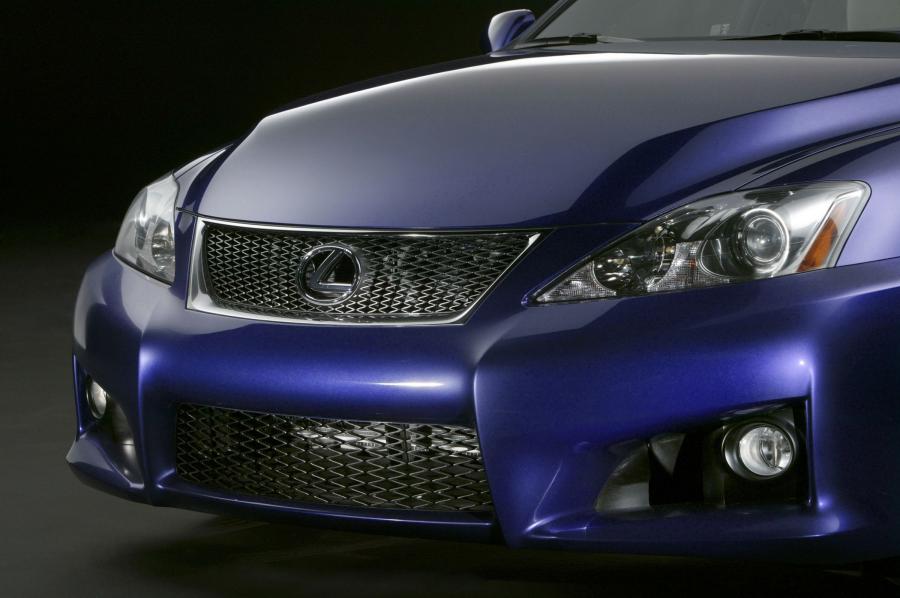  Lexus IS-F 2010 года  (фото 8 из 140)